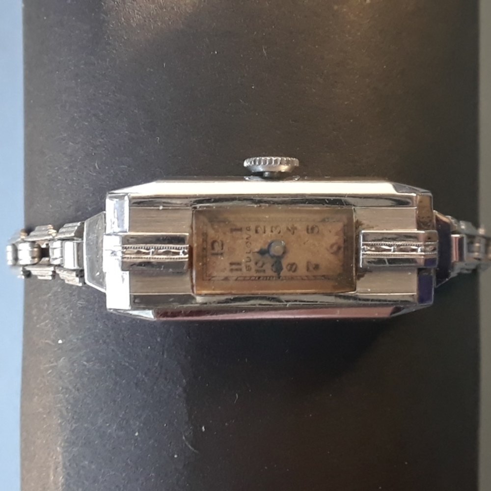Antique 1930s Bulova Art Deco Wind Up  10k Ladies Watch 560413